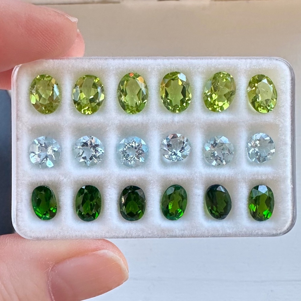 ✨ CURATED COLLECTION 18-Piece Peridot, Aquamarine, Chrome Diopside 💎 16.25 ctw